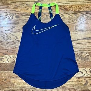 Woman Nike tank top